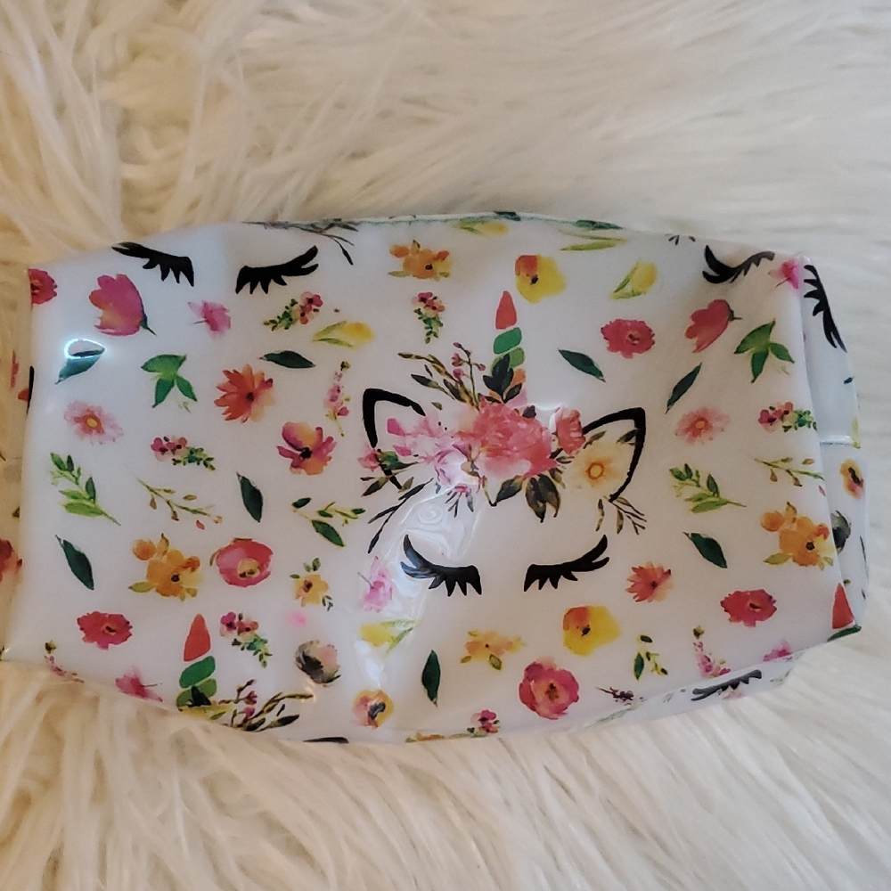 makeup bag NWOT